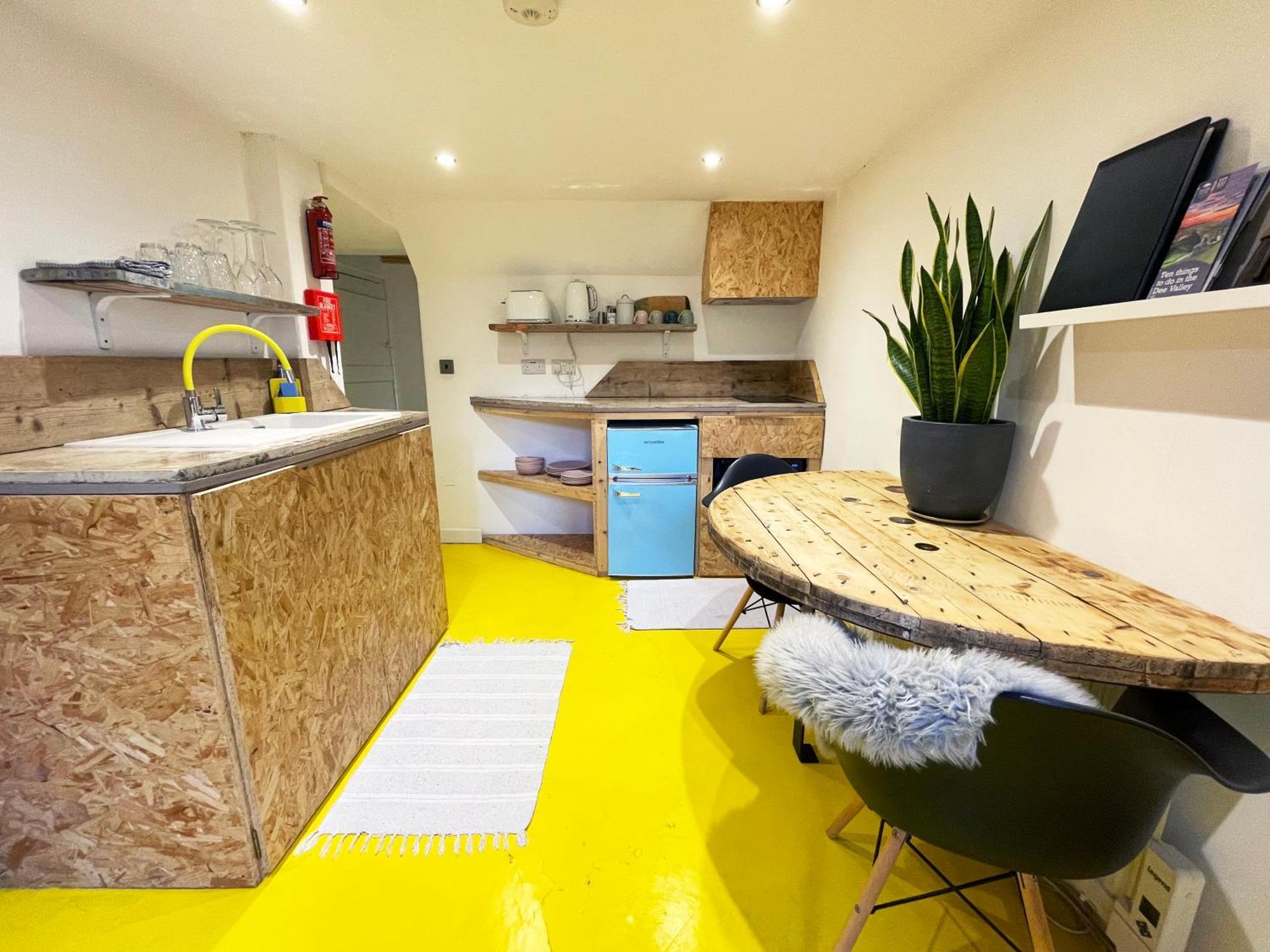 Fern Studio 1 Bedroom Apartment Llangollen Ngoại thất bức ảnh